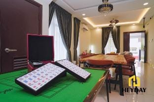 Family Homestay Dato Onn JB | 12Pax@Projector@Pool Vacation rental in Johor Bahru