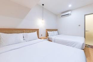 Casabella 103 PVJ Ciwalk Pasteur Lembang Vacation rental in Bandung
