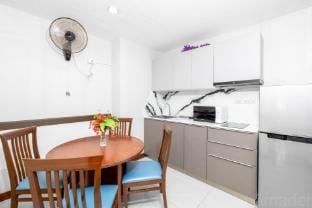 M1301 · Patong Tower-Sea View-100mt to the beach Apartment in Patong