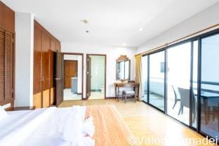 M1301 · Patong Tower-Sea View-100mt to the beach Apartment in Patong