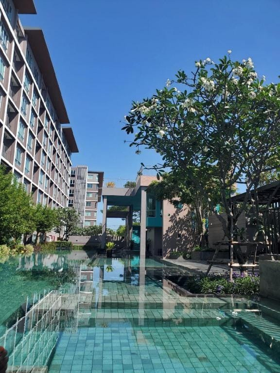 Downtown  Hua Hin Condo with Pool Apartment in Nong Kae
