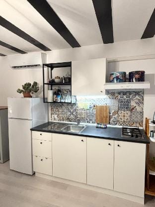 Studio in Centro Storico close to everything! Apartment in Palermo