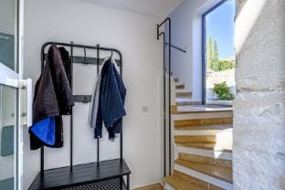 Le Louzoane Vacation rental in Arles
