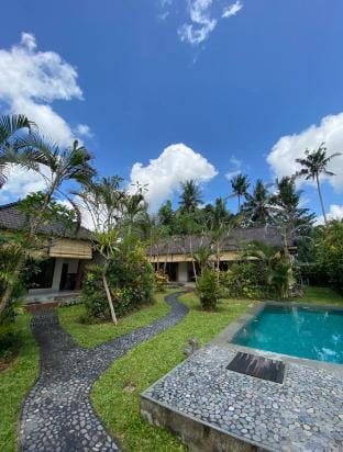 Villa Daksina II Ubud - 3bedrooms private villa Villa in Sukawati