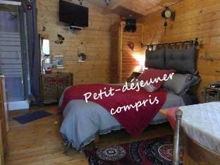 Au Cabanon Chez Nath avec jacuzzi privé   Vacation rental in French Riviera