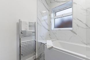 Elton House 6 in Town Centre by Yoko Property Vacation rental in England