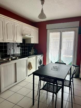 T4 with basement parking - 10 min downtown Vacation rental in Lyon