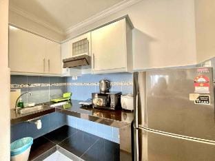 Stylish 1BR w Balcony @ KL City | Netflix | Wi-Fi Vacation rental in Federal Territory of Kuala Lumpur