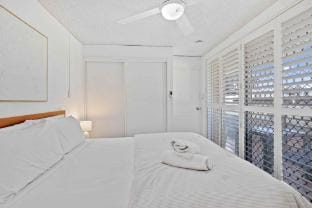 Beachfront 3 Bedroom at Wyuna Apartments Vacation rental in Burleigh Heads