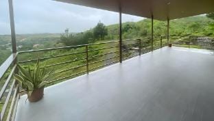 White House - El Cinco Farmville and Resort Vacation rental in Davao City