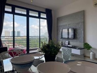 1Tebrau R1 Studio Homestay | Dualkeys Unit JB Vacation rental in Johor Bahru