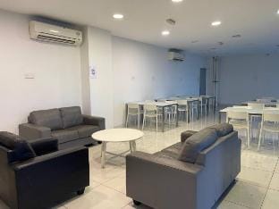 1Tebrau R2 Studio Homestay | Dualkeys Unit JB Vacation rental in Johor Bahru