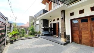 Cengkeh Syariah Residence Padang Vacation rental in Padang