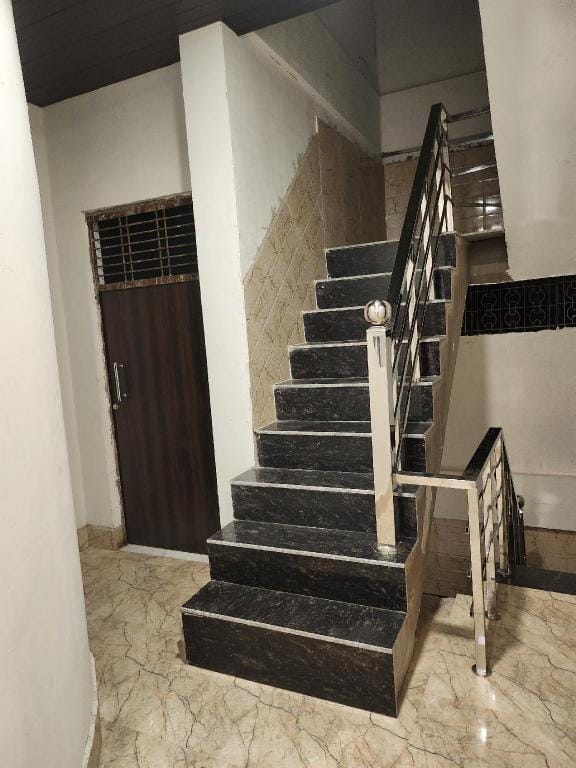 SHYAMA KISHORI DHAM Hotel in Uttar Pradesh