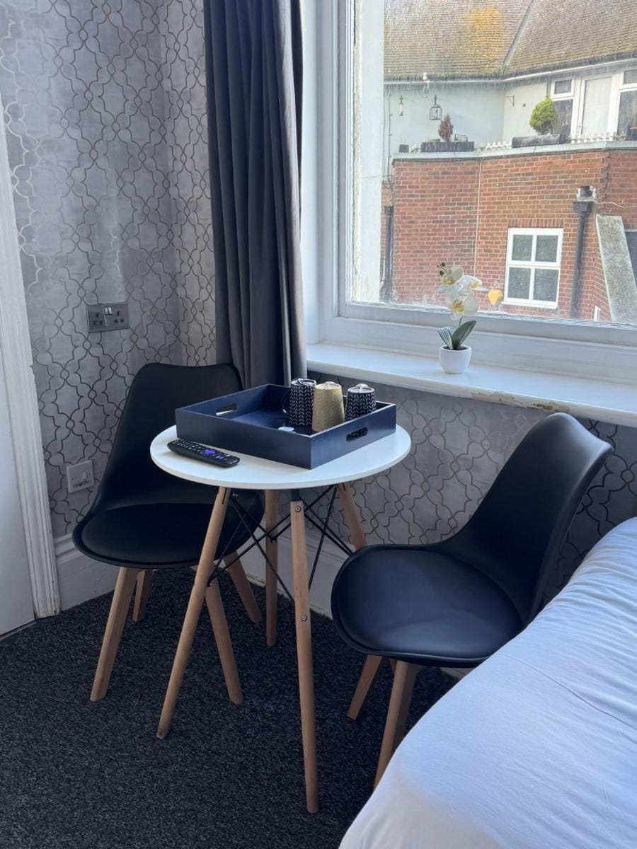 Marine Parade Hotel Hotel in Eastbourne