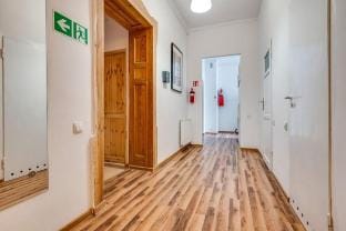 HOSTEL Room  with 2 single beds and shared baths Apartment in Poland
