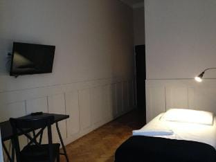 Apartments. Room for 1 with private bathroom Vacation rental in Poland