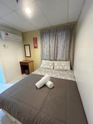 Jo Jo Homestay @ Coral Bay Resort Pangkor Island Apartment in Perak