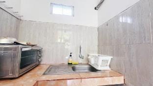 Uluwatu Cozy Surf & Work Nook Apartment in Bali