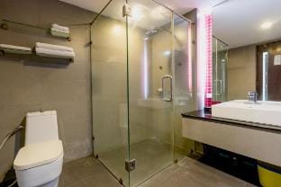 Kris A301 Sea view apartment near BangTao beach Apartment in Choeng Thale