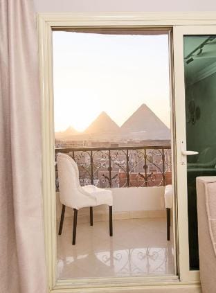 Luxury Apartment Pyramids View Apartment in Egypt