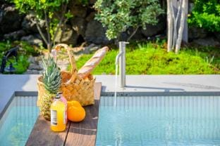 프라이빗 정원과 온수자쿠지, 함덕해수욕장 1분, 델문도 3분, 런던베이글 15분 Bed and Breakfast in South Korea
