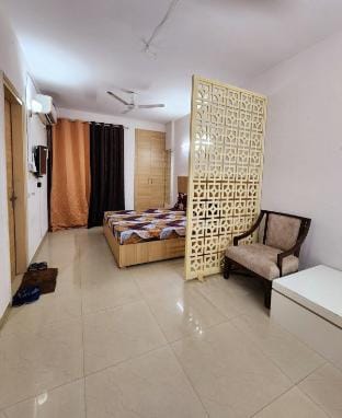 Laadli Aashraya Omaxe @Krishna Castle Vacation rental in Uttar Pradesh
