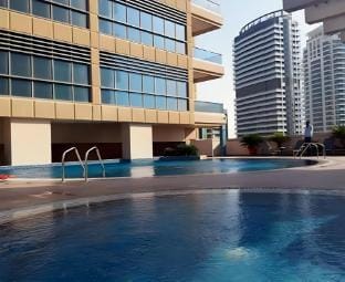 Studio in Dubai Marina walking JBR Beach & Cruise Vacation rental in Dubai
