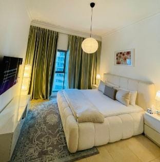 Studio in Dubai Marina walking JBR Beach & Cruise Vacation rental in Dubai