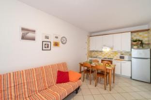 Beautiful three room flat with large gargen and terrace Apartment in Bibione