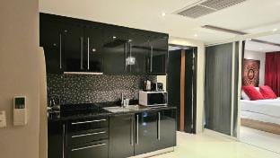 Bangla & Patong Beach with 2 Room Apartment in Patong