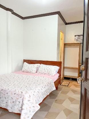 Room 1 Vacation rental in Siargao Island