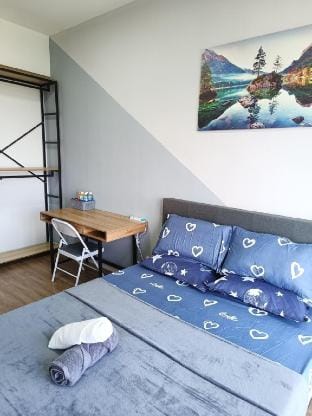 Sw Velocity TWO/1-7pax/Duo Keys Unit/LRT/YSW Homes Apartment in Federal Territory of Kuala Lumpur