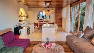 Uluwatu Sunset Hills Villa Moksha Panoramic Ocean Villa in Bali