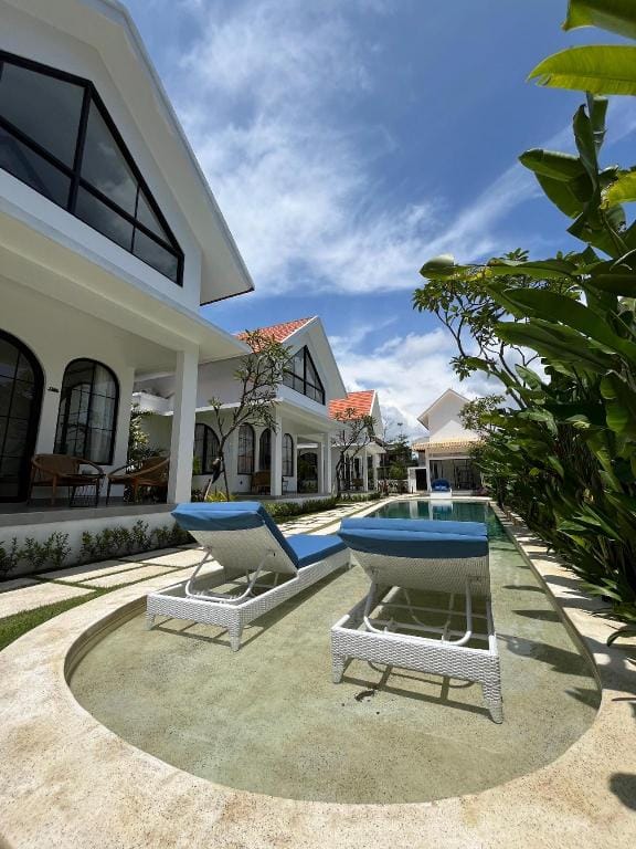 Kahuna Villas by Bukit Vista Hotel in Denpasar