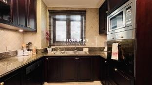 Sensational 1BR in Downtown with Burj Khalifa View Vacation rental in Dubai