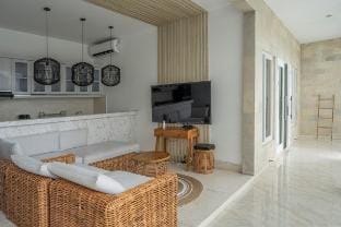 Luxury Silencio Villa 2 BR | Private Pool Villa in North Kuta