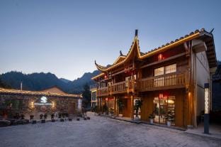 Zhangjiajie Valley Love Holiday hotel Vacation rental in Hubei