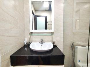 Tecco Elite Thai nguyen 3BED- self checkiN/poolgym Vacation rental in Laos
