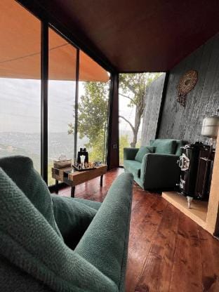 Koala Hut - Treehouse with outdoor hot tub Vacation rental in Africa