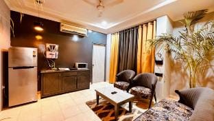 Cozy One Bedroom Apartment Vacation rental in New Delhi
