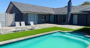 Frangipani House Vacation rental in Cape Town
