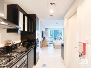 Luxury Studio in Business Bay with Canal View Vacation rental in Dubai