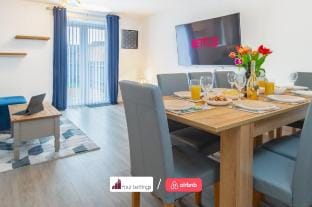 Westlake | 4BR House for Company & Family Stay Vacation rental in England