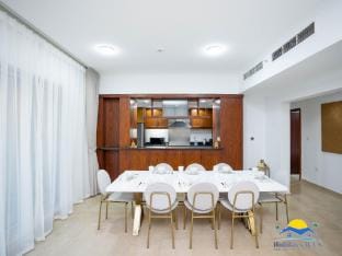 Holidays R Us Villa 4 bedroom Premium location  Villa in Dubai