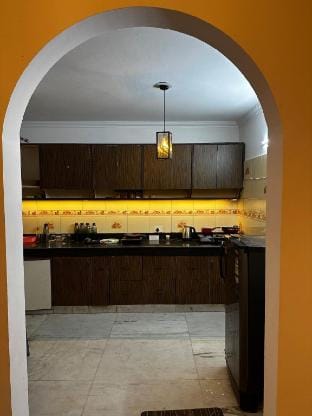Nap Zone 1 Pvt BR w/KingBed Apartment in New Delhi