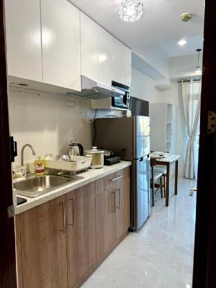 Studio Balcony Unit 307 Mivela with Parking Apartment in Cebu City