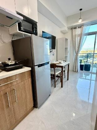 Studio Balcony Unit 307 Mivela with Parking Apartment in Cebu City
