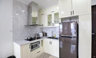 1 Bedroom Apartment - C2- Vinhomes D'Capitale Vacation rental in Laos