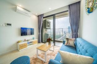 1 Bedroom Apartment - C2- Vinhomes D'Capitale Vacation rental in Laos